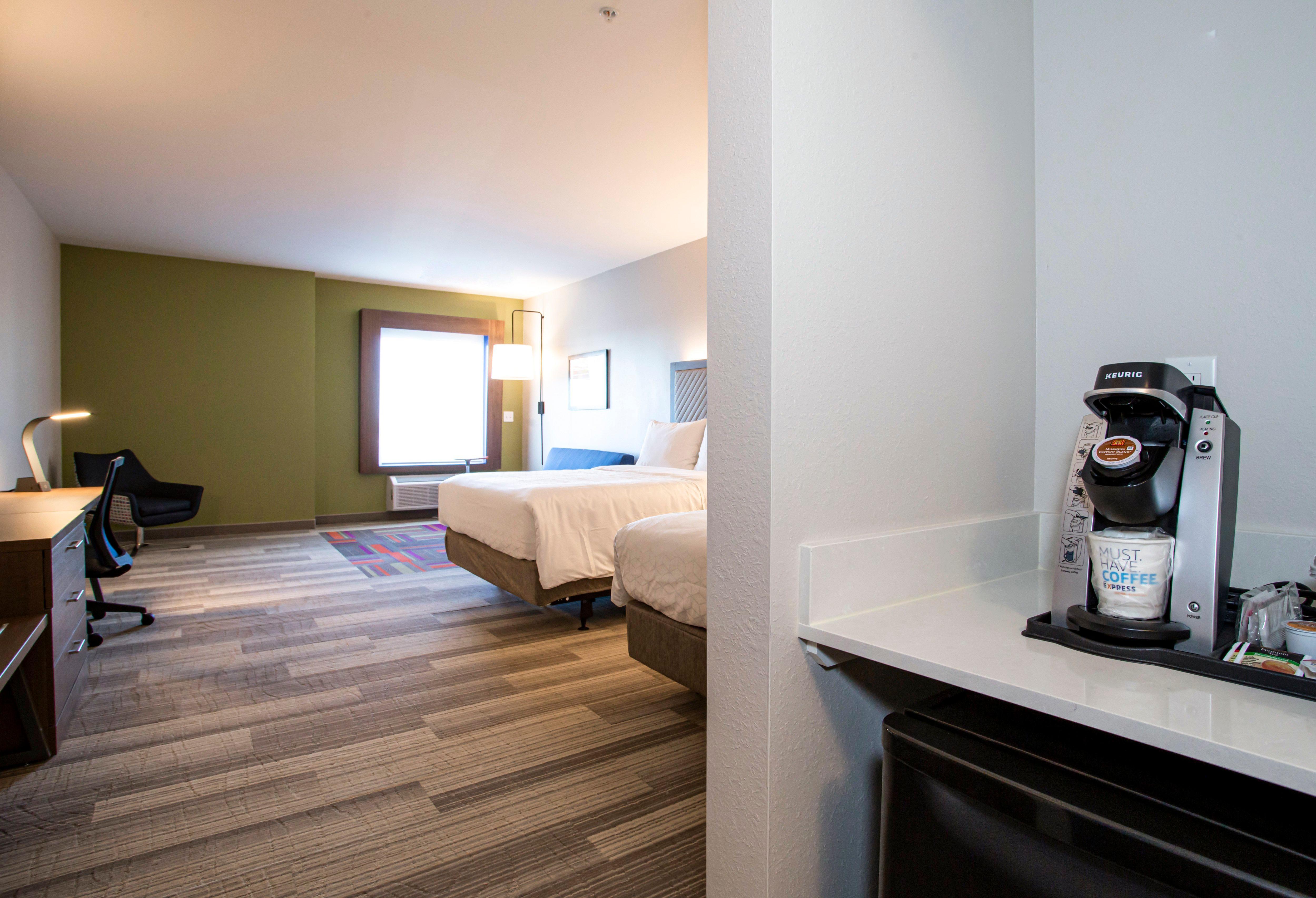 Holiday Inn Express & Suites - Columbus - Worthington By Ihg Exterior photo